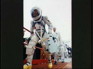 Los astronautas se encaminan a la rampa de lanzamiento (Foto: NASA)